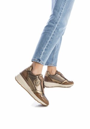 Carmela Zapatillas - taupe