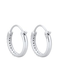 Örhängen i sterling silver med en slät yta. Lätt rundad design, med en säker låsning och inre spår för extra detalj.