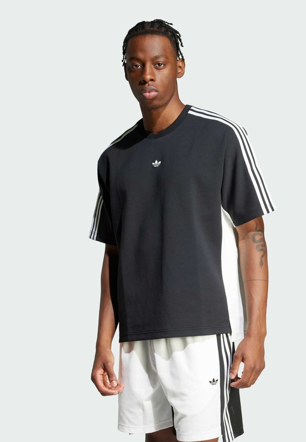 R3CD - Print T-shirt