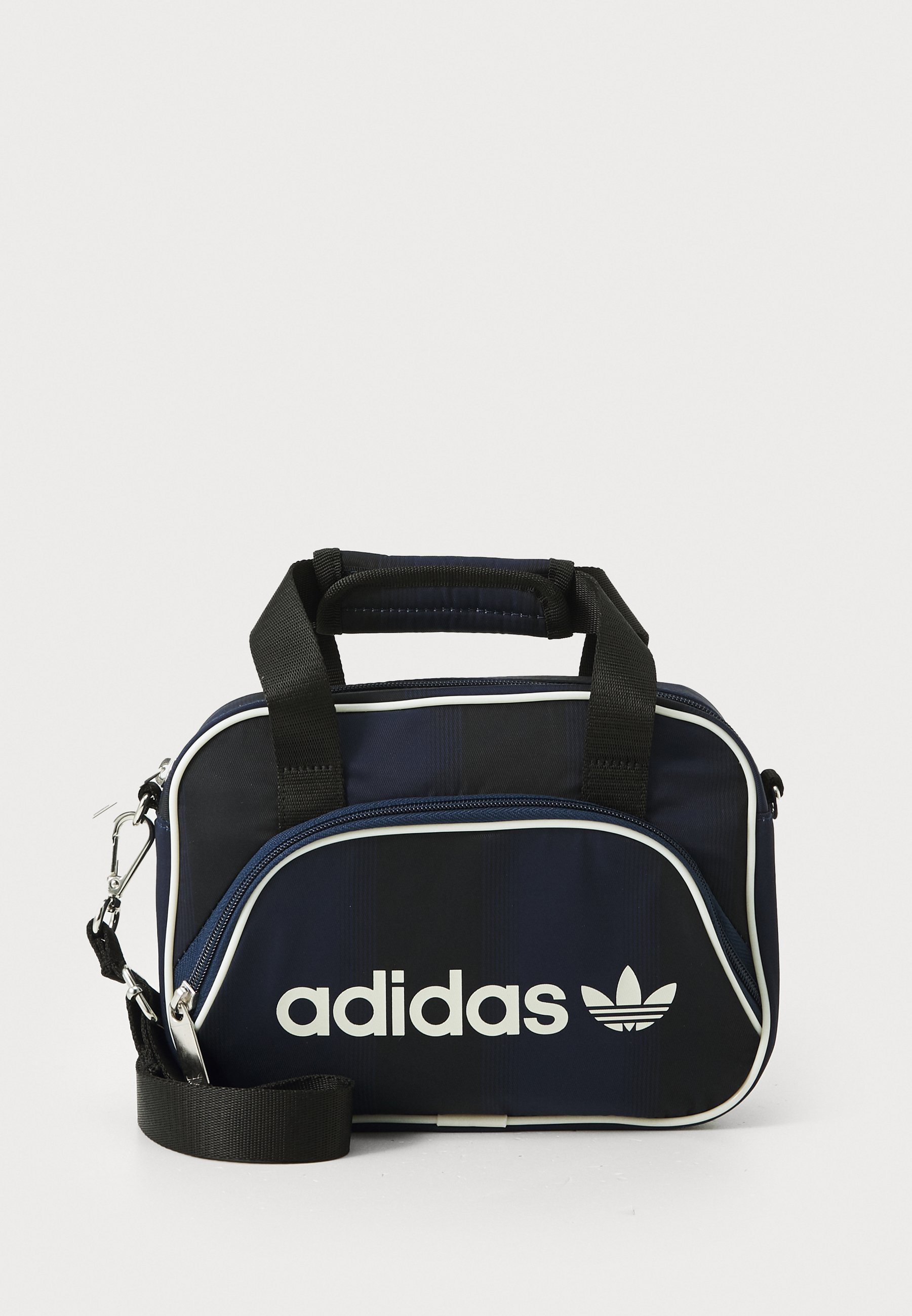 【Adidas】Polyurethane Outline Trefoil Shopper Bag Adidas Original Polyurethane Outline Trefoil Shopper Bag
