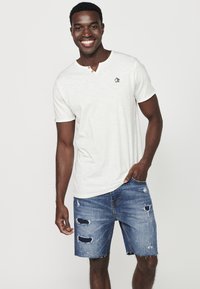 Koroshi SHORT SLEEVE - Jednoduché tričko - crudo off white