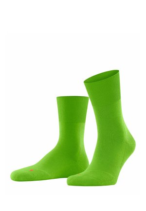 FALKE RUN LIGHT CUSHIONING UNISEX  - Socken - green flash