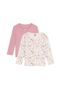 To lange ermelige topper: en ensfarget pastellrosa med en sløyfedetalj, den andre hvit med et blomster mønster i rosa og blå nyanser.