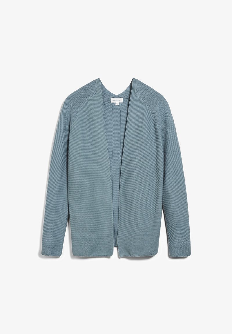 Světlounce modrý otevřený kardigan s dlouhými rukávy, žebrovanou texturou a volným střihem. Má bezešvé ramenní spoje a nemá zapínání.