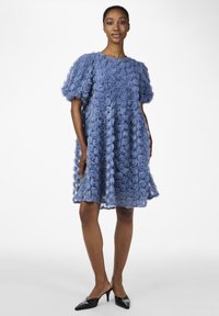 YAS YASLAURA DRESS - Koktailové šaty/ve�čierkové šaty - coronet blue