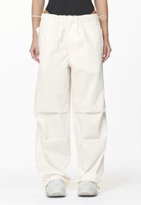 Pegador - ASKOY TOWER SKYDIVER TRACK PANTS - Pantaloni - salty cream Immagine in miniatura 1