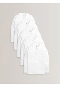 Set di cinque polo a maniche lunghe bianche realizzate in cotone, con una patta con bottoni e un design del colletto classico.