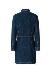 Denim coat in dark blue with a collar, long sleeves, and buttoned cuffs. Features a tie waist and side pockets. Smooth, durable texture.