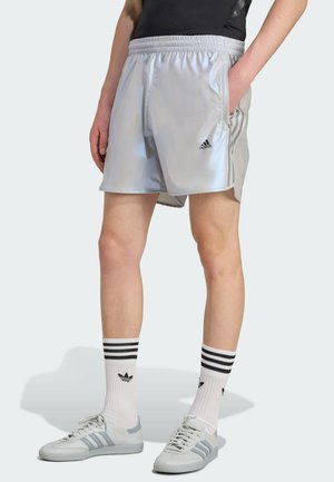 adidas Originals SUPERNOVA - Shorts - halo silver