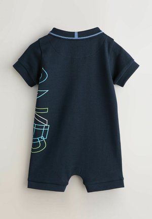 Tengerészkék rövid ujjú overál puha pamutból, galléros nyakkal és színes grafikai díszítésekkel az oldalon. Csecsemők számára alkalmas.