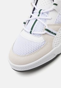 DC Shoes CONSTRUCT - Tenisice - white/black/green