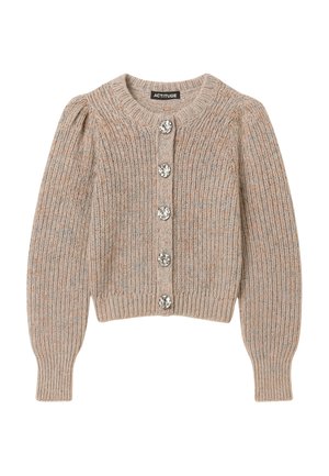 Cardigan beige a maglia con trama a coste, scollo rotondo e sei grandi bottoni decorativi in cristallo lungo il davanti.
