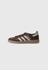 HANDBALL SPEZIAL UNISEX - Sneakers basse - aurora coffee/silver-coloured/gum