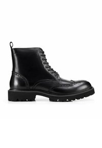Czarne skórzane buty za kostkę, zapinane na sznurowadła, z detalami w stylu brogue, gumową podeszwą i pętelką do zakupu z tyłu.