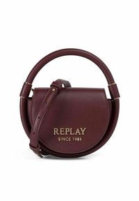 Sac besace en cuir bordeaux au design circulaire, avec des détails en logo doré et une bandoulière détachable. Dispose d'une poignée arrondie et d'une texture lisse.
