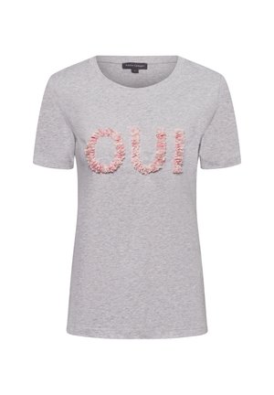 Graues Kurzarm-T-Shirt mit strukturiertem, rosafarbenem "OUI"-Schriftzug im Blumendesign. Runder Ausschnitt und glattes Baumwollmaterial.