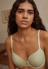 LASCANA FOAM - Soutien com aro - green
