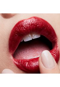 MAC CREMESHEEN LIPSTICK ciemnoczerwony