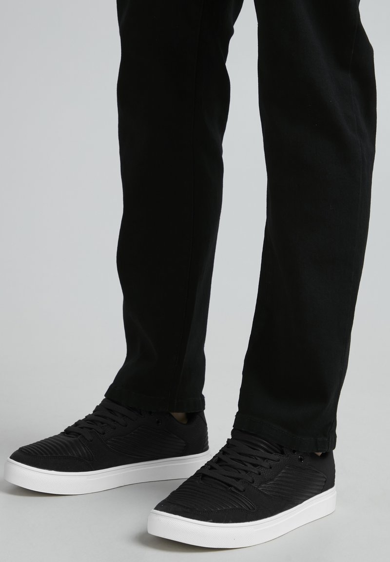 Herren Sneaker low | Blend Sneaker low black/schwarz - UC94492 Herren Sneaker low | Blend Sneaker low black/schwarz - UC94492