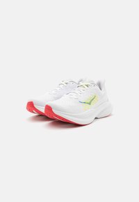 HOKA MACH 6 - Chaussures de running sur route - white/nimbus cloud