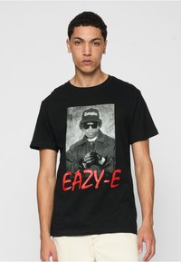 Mister Tee T-shirt z nadrukiem