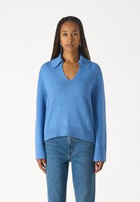 Abercrombie & Fitch DUKE TEXTURAL NOTCH NECK - Jersey de punto - ebb and flow