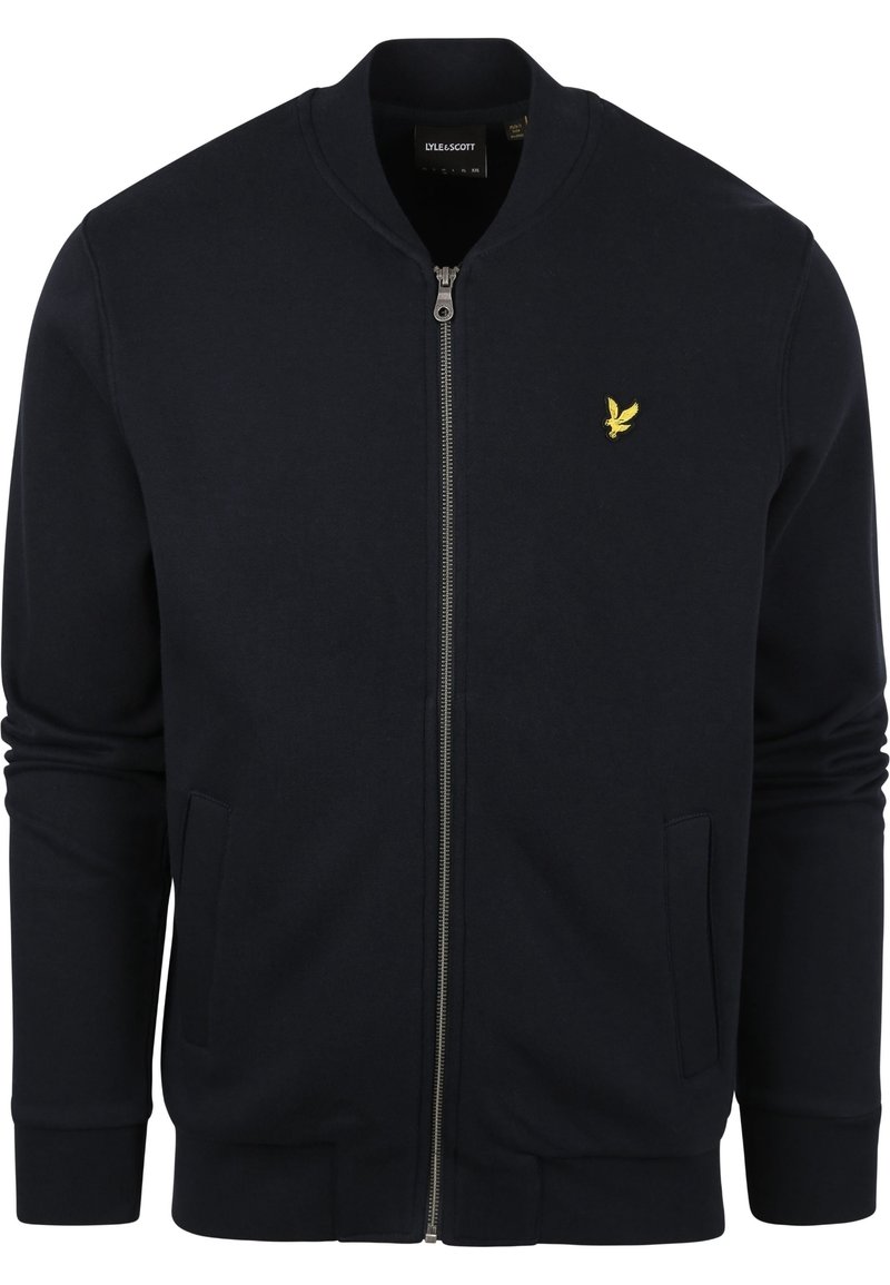 Chaqueta bomber de color navy con cremallera, hecha de una mezcla de algodón, que cuenta con un cuello y puños acanalados, un pequeño logo amarillo en el lado izquierdo del pecho y bolsillos laterales.
