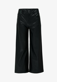 Pantalones de piel sintética negros de pierna ancha con una cintura alta, dos bolsillos frontales, cierre de doble botón y textura lisa y brillante.