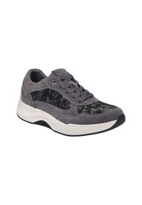 Šedé semišové tenisky s texturovaným černým textilním panelem. Mají zaoblenou špičku, šedou šňůrku a polstrovanou bílou stélku s černou podešví.