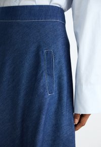 Mads Nørgaard AIR STELLY SKIRT - Jeansskjørt - mid blue denim