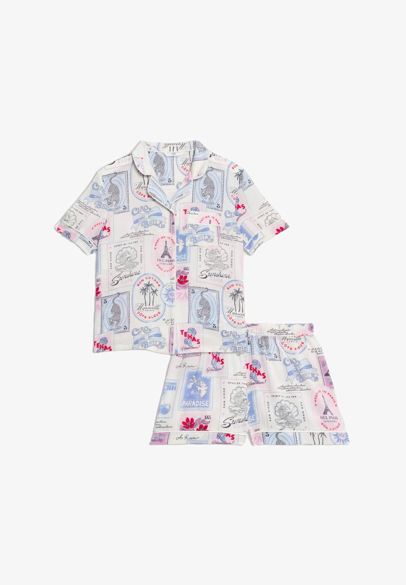 Pánský pyžamový set s krátkým rukávem vyrobený z lehkého materiálu, s vícerozměrným potiskem pohlednic v modré, růžové a černé barvě. Obsahuje kapsu.