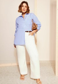 Curves Like These Camicia - blue