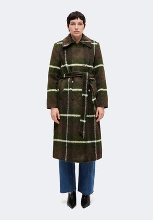 YAS, YASCHECKLY LONG COAT - Класическо палто - forest night/green