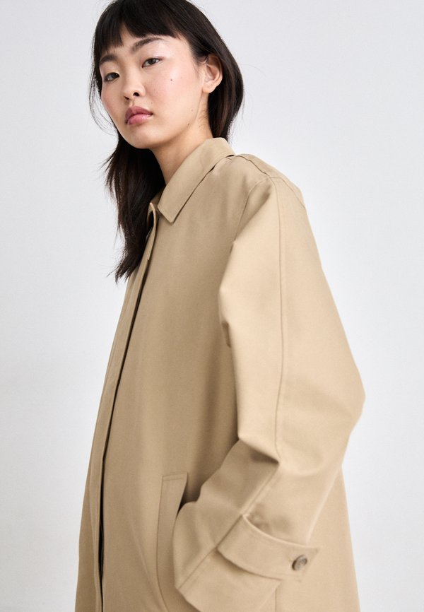 Trenchcoat - pale khaki4
