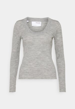 Sweter