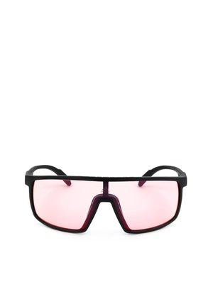 Occhiali da sole sportivi rettangolari neri con una singola lente tinta rosa e montatura larga, visti frontalmente su sfondo bianco.