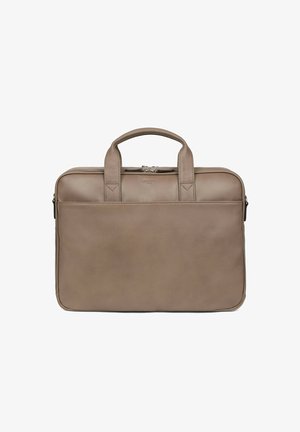 Leren laptoptas in taupe met twee handvatten aan de bovenkant, een gladde textuur, ritssluiting en een minimalistisch ontwerp. Geen zichtbare patronen of accenten.