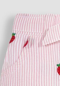 JoJo Maman Bébé EMBROIDERED PRETTY - REGULAR FIT - Šortky - pink strawberry