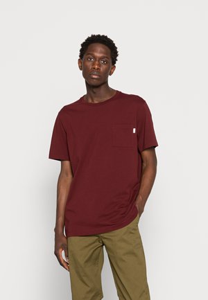 FABRIC DYED POCKET TEE - T-shirt basic - nomade red