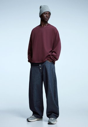 Bershka LONG SLEEVE BOXY FIT - Majica z dolgimi rokavi - bordeaux