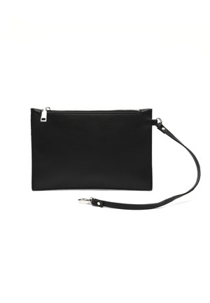 Clutches - black