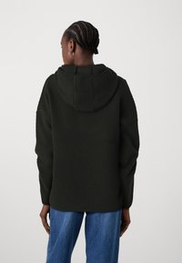 Noisy May NMCOZY HALFWAY  - Sweatshirt com capuz - black