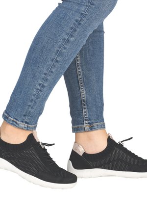 Remonte, REMONTE SLIPPER R3520 - Trainers - black