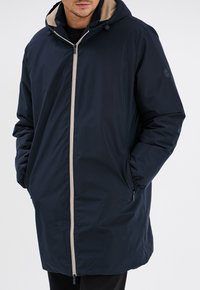 Creeks AMERICAN INSPIRATION FASHION COOL EASY WASSERABWEISENDE MIT KAPUZE - Abrigo de invierno - bleu foncé