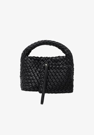 Sorte vævet håndtaske med et buet håndtag, der har et tekstureret mønster og en sidelomme med lynlås for ekstra opbevaring. Kompakt og struktureret design.