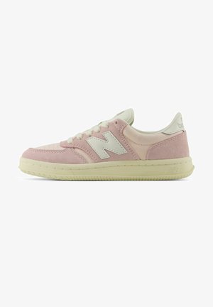 New Balance, GST500 UNISEX - Baskets basses - sea salt shell pink