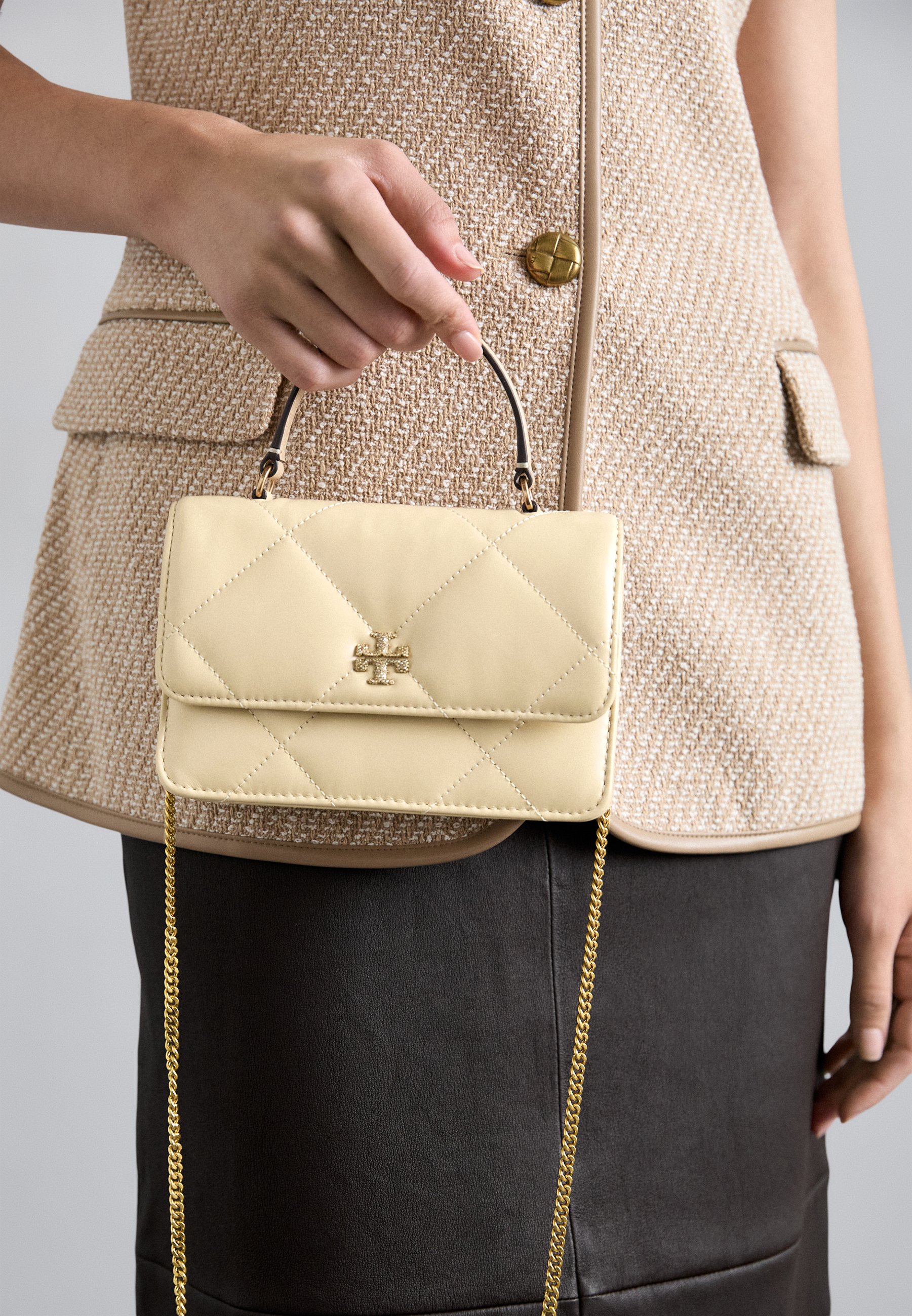 Tory Burch KIRA PAVE LOGO DIAMOND QUILT MINI - Handbag - vanilla 