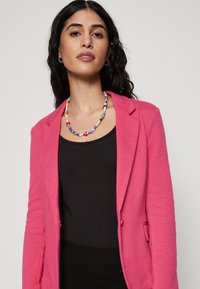 Vero Moda Petite VMJULIA - Sacou - raspberry sorbet