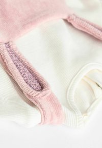 Next REGULAR FIT SET - Body - pink bunny velour