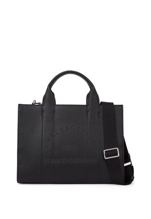 Bolsa tote de couro texturizado preto com duas alças, faixa de ombro ajustável e texto em relevo "KARL LAGERFELD PARIS 21 RUE ST-GUILLAUME".
